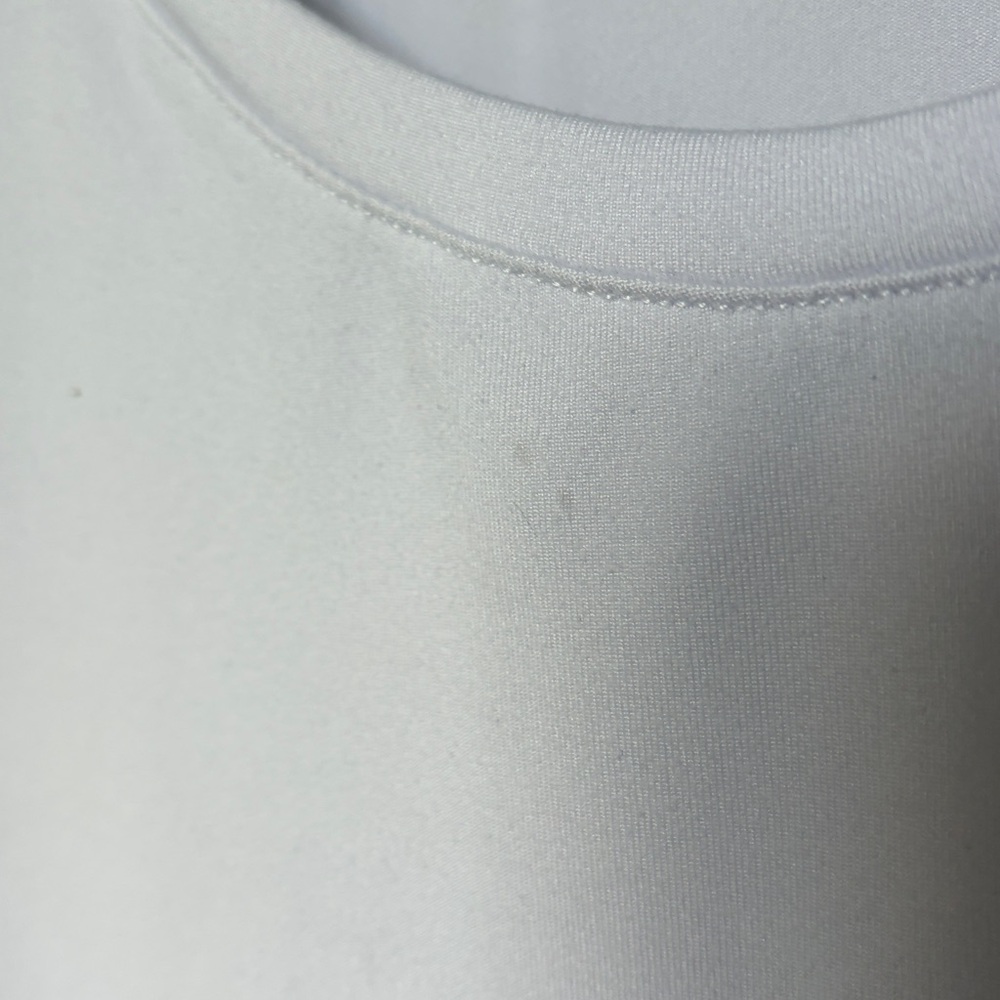 Amazon Essentials Workout Top - Picture 4 of 4